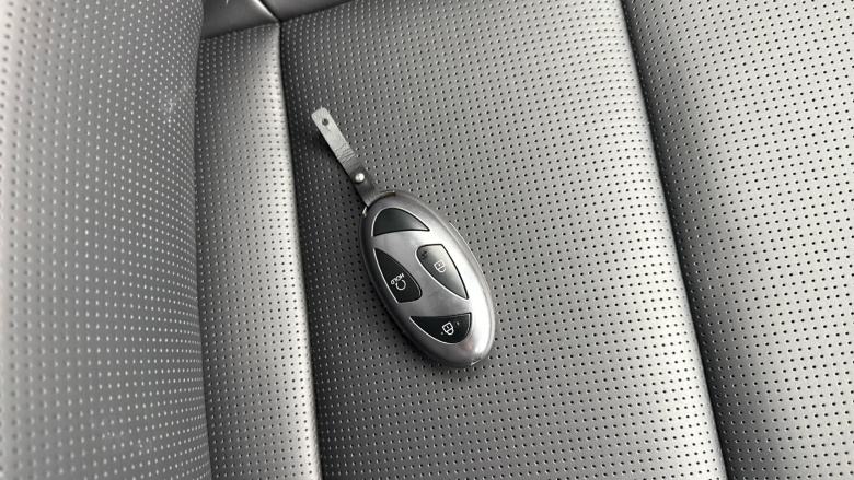 Hyundai SANTA FE 1.6 TGDi Plug-in Hybrid Calligraphy 5dr 4WD Auto Estate